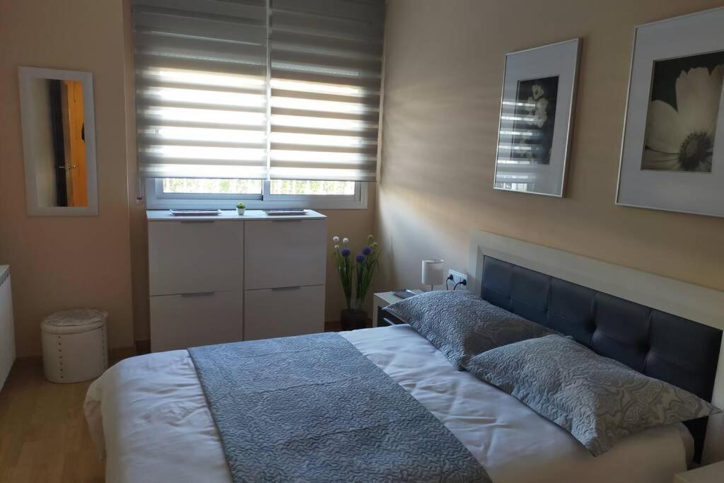 קובייס Apartamento Para 5 Personas Frente Al Mar Con Piscina Y Parking מראה חיצוני תמונה