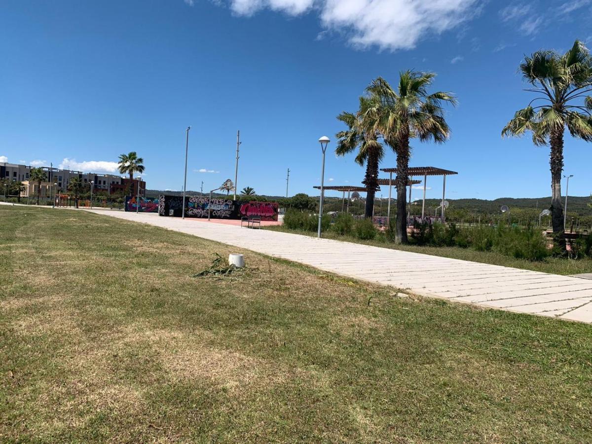 קובייס Apartamento Para 5 Personas Frente Al Mar Con Piscina Y Parking מראה חיצוני תמונה