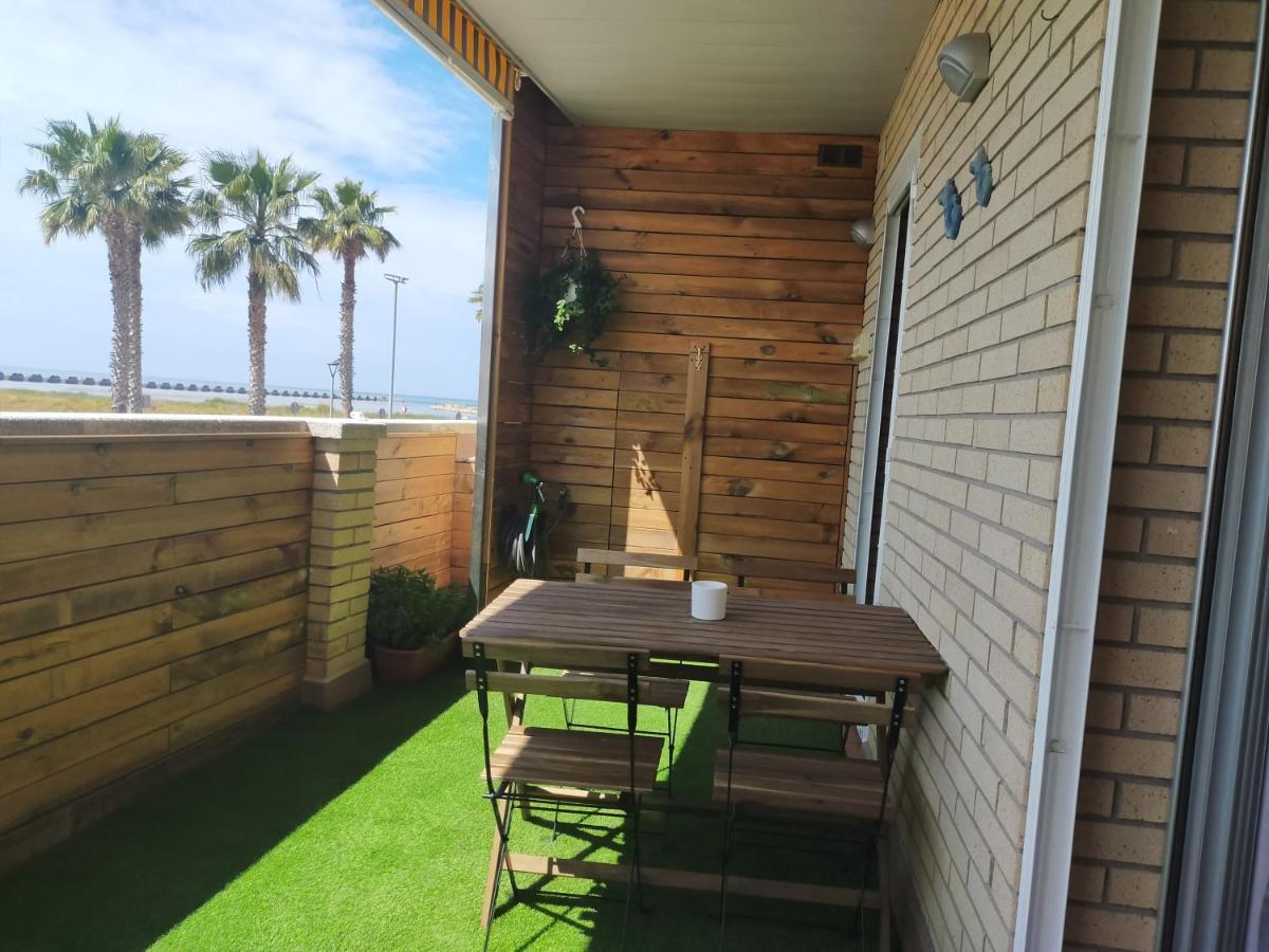 קובייס Apartamento Para 5 Personas Frente Al Mar Con Piscina Y Parking מראה חיצוני תמונה