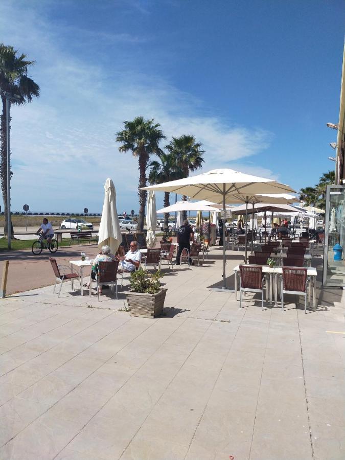 קובייס Apartamento Para 5 Personas Frente Al Mar Con Piscina Y Parking מראה חיצוני תמונה